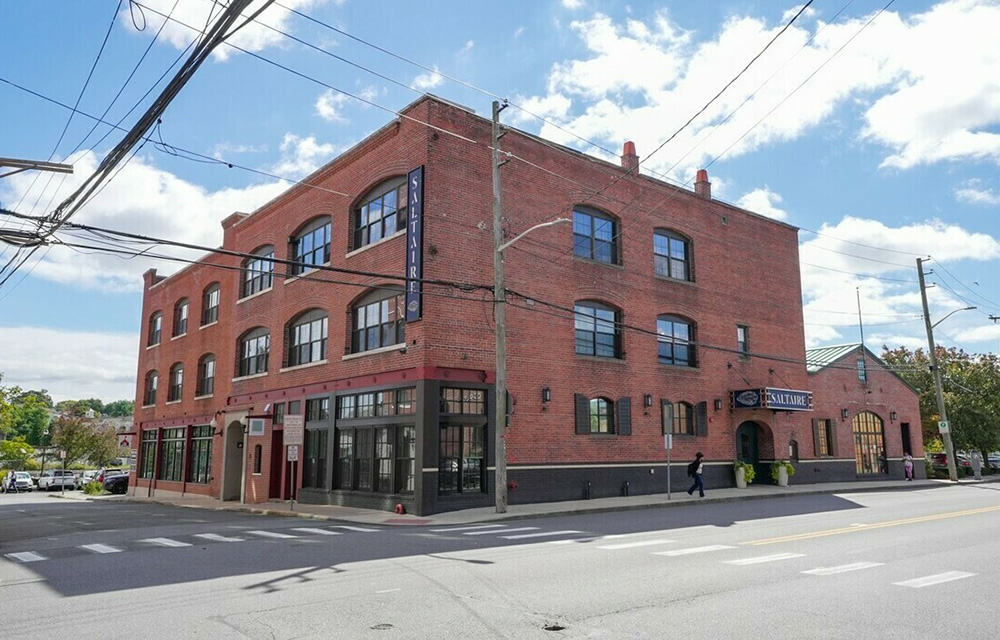 Detres and Galton of Houlihan Lawrence Commercial lease post-production space to Apple Studios at 14–20 Willet Ave.
